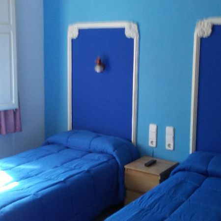 Hostal Porta De Ferro Sant Boi de Llobregat Εξωτερικό φωτογραφία